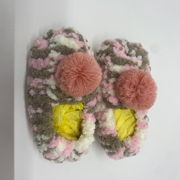 New Baby/Toddler Girl Pink and Grey Slippers - Picture 2 of 4
